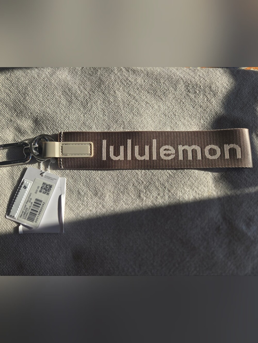 LULULEMON NEVER LOST KEYCHAIN
